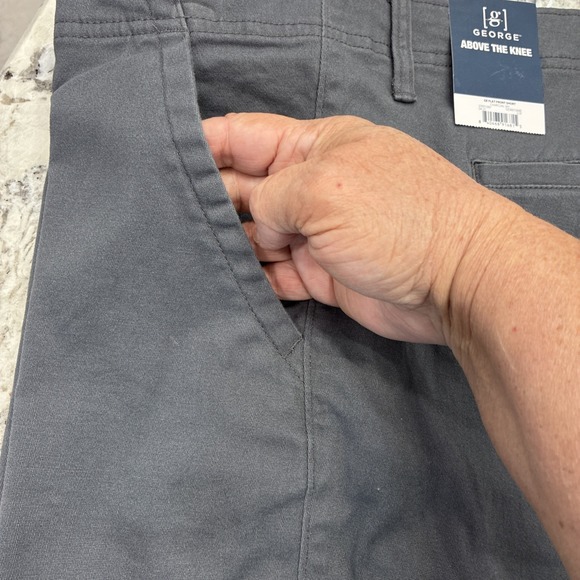 Men's Shorts Size 42 George Zip Charcoal Sky Gray Above The Knee 9" Inseam NWT - Picture 7 of 15